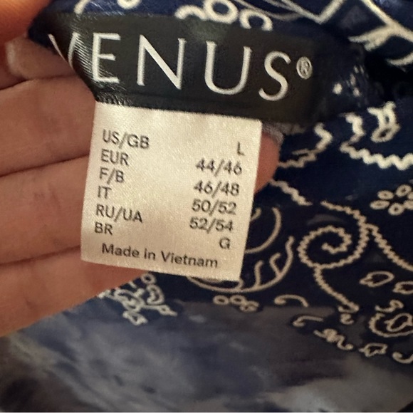 Long Maxi Skirt with adjustable side rouching details by Venus - Picture 3 of 4